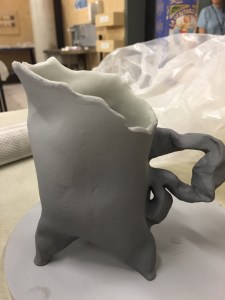 Tripod Mug with Tree bracn feel